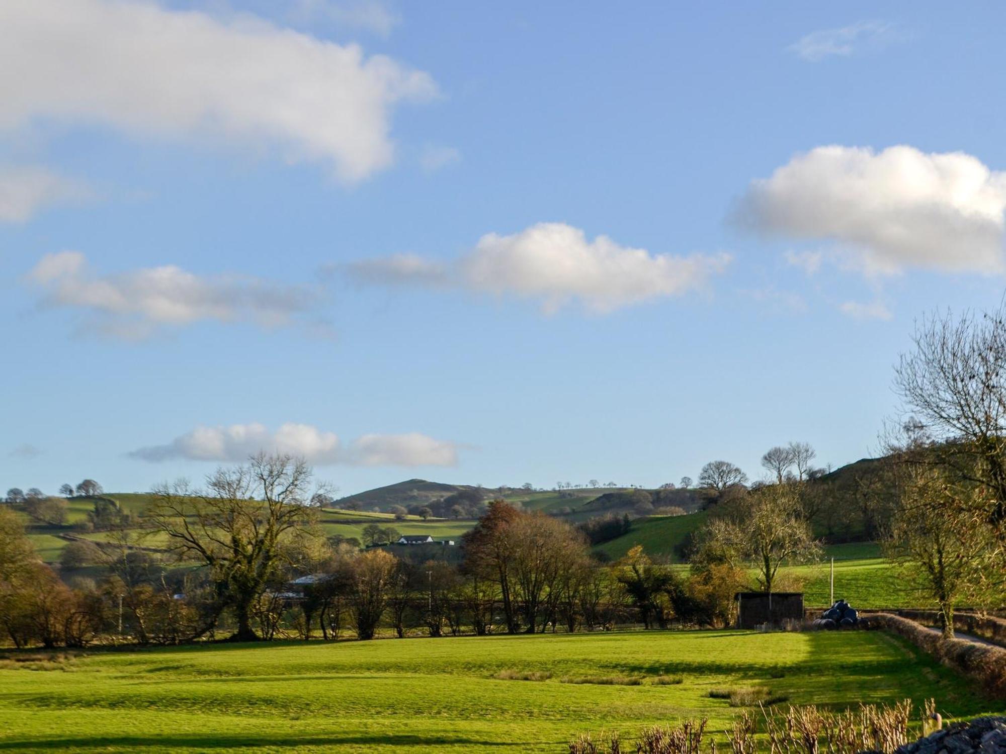 Efyrnwy Pod Vip Villa Llanfyllin Buitenkant foto
