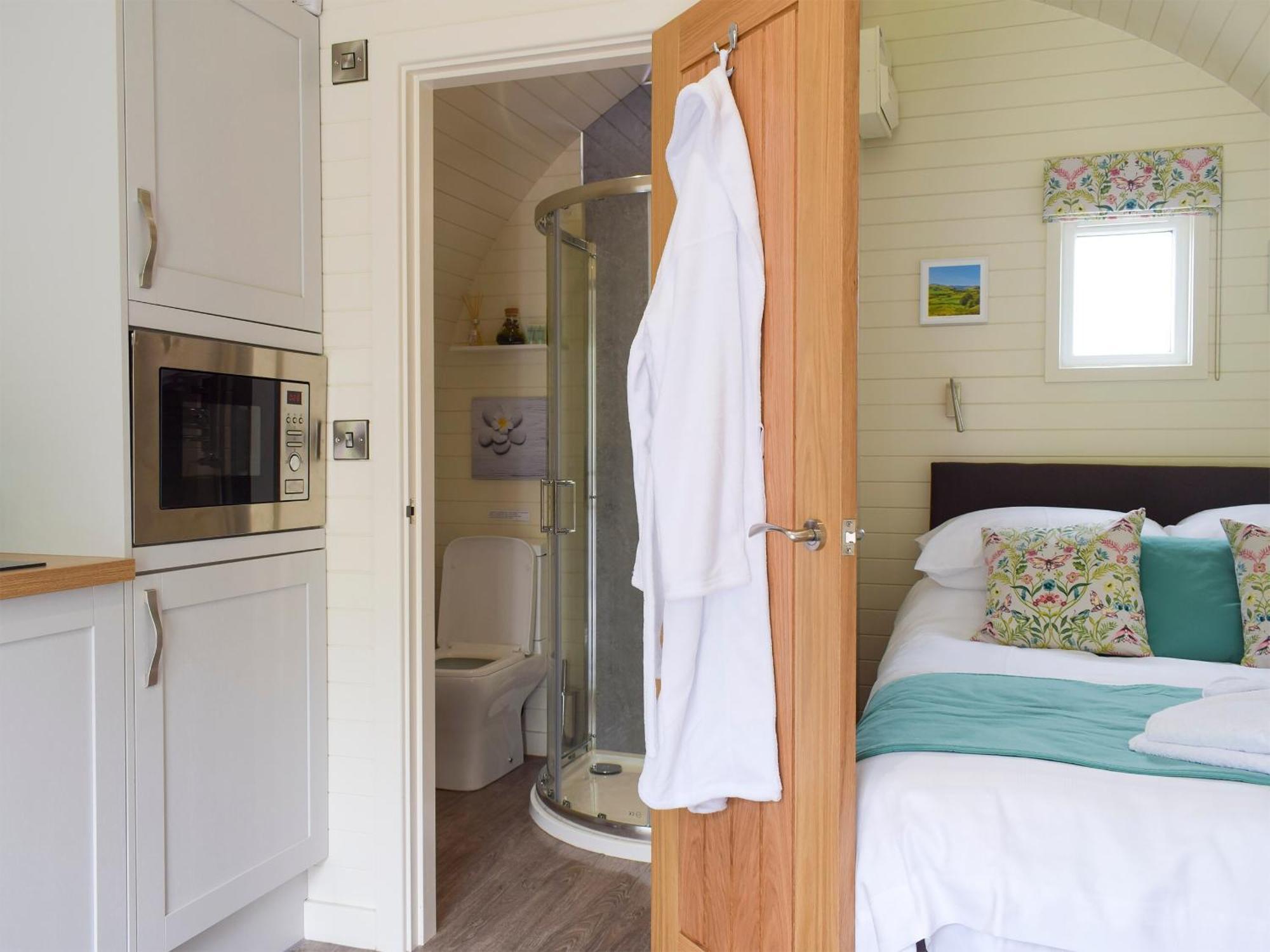 Efyrnwy Pod Vip Villa Llanfyllin Buitenkant foto